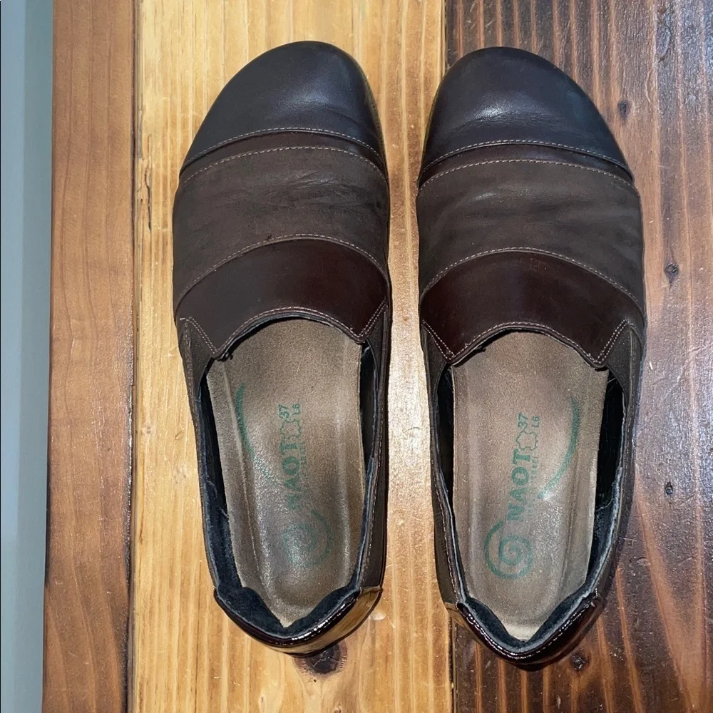 Naot Miro Flat Leather Comfort Shoes Women's Size EU 37 (US 6)